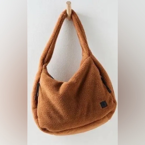 NWT FP Movement Cozy Carryall Sherpa Brown - Picture 1 of 2